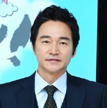 Nghệ sĩ Jung Bo Suk