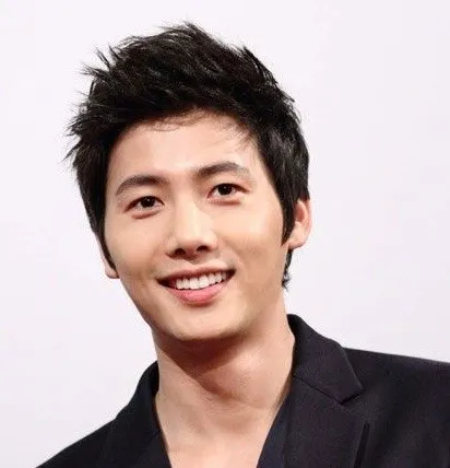 Nghệ sĩ Lee Sang Woo