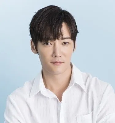 Nghệ sĩ Choi Jin Hyuk