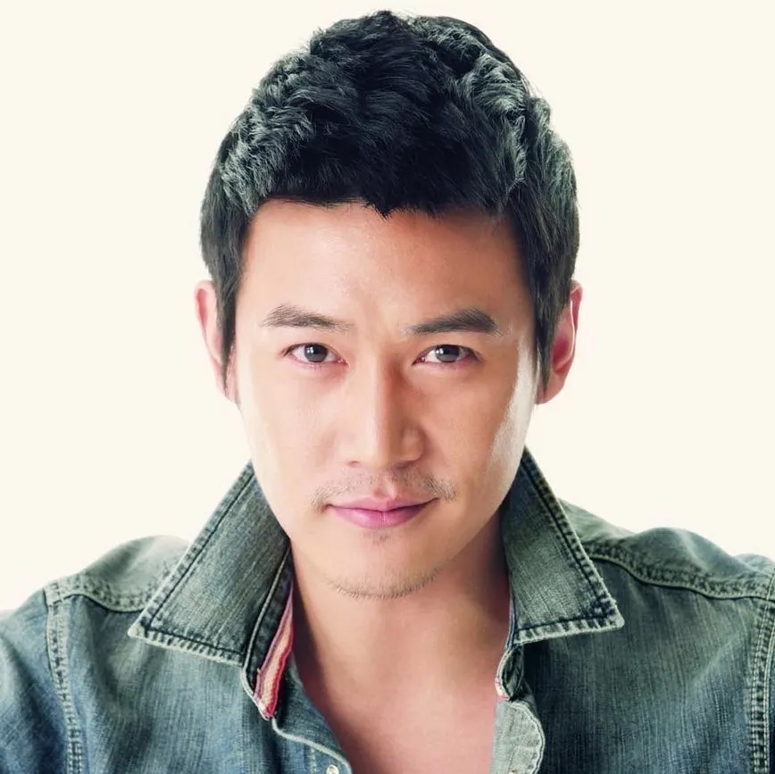 Nghệ sĩ Lục Nghị