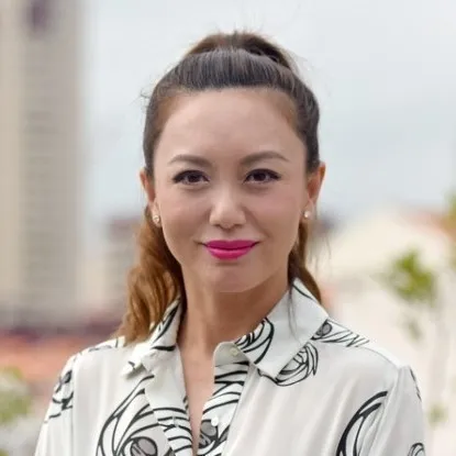 Nghệ sĩ Hồng Tuệ Phương