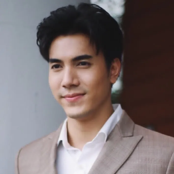 Nghệ sĩ Sirisantana Warit