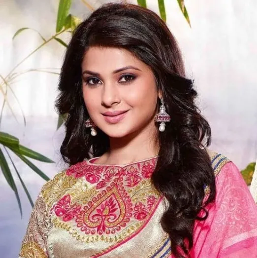 Nghệ sĩ Jennifer Winget