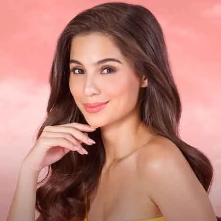 Nghệ sĩ Jasmine Curtis