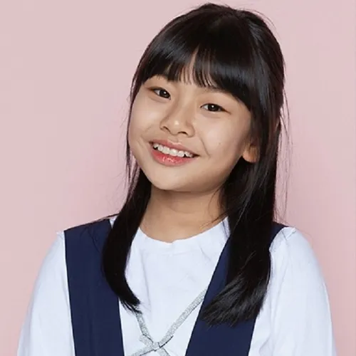 Nghệ sĩ Kim Soo Ahn