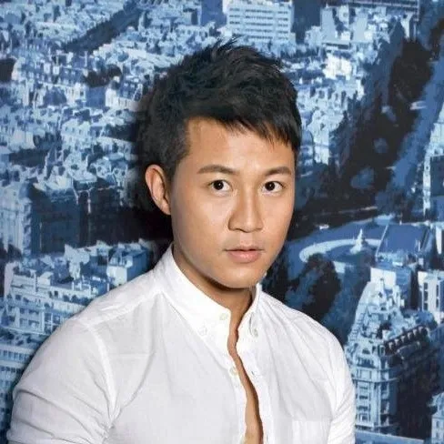 Nghệ sĩ Mạch Tử Lạc