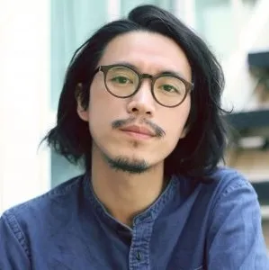 Nghệ sĩ Nattawut Poonpiriya