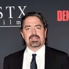 Nghệ sĩ Christian Gudegast