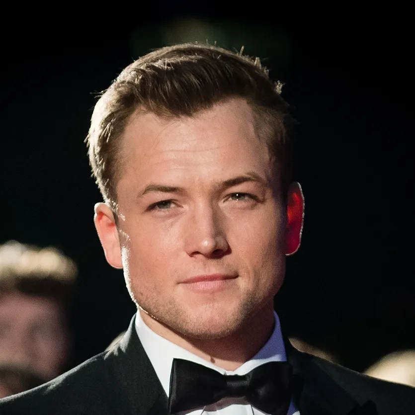 Nghệ sĩ Taron Egerton