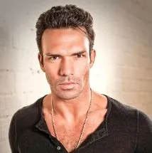 Nghệ sĩ Darren Shahlavi