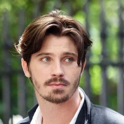 Nghệ sĩ Garrett Hedlund