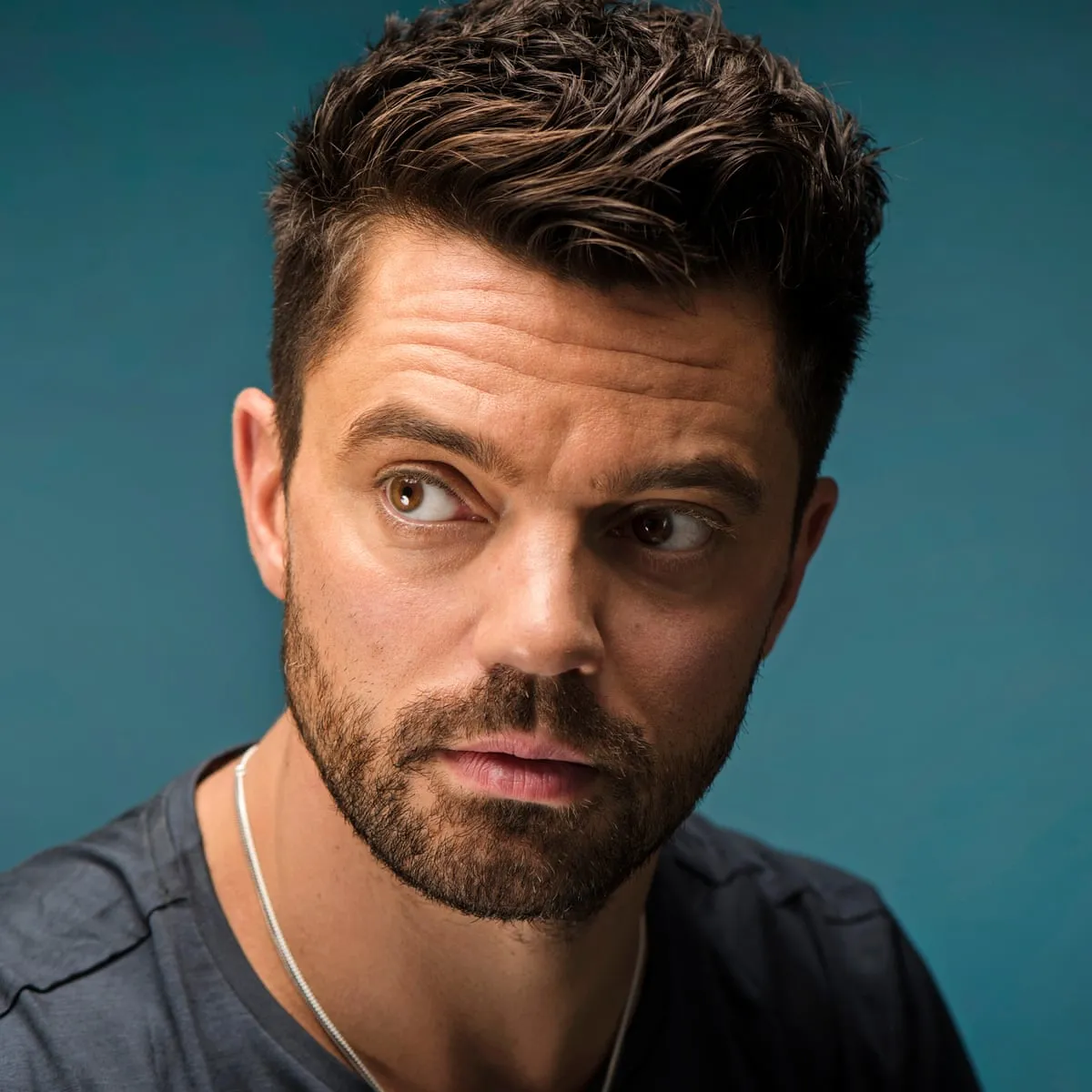 Nghệ sĩ Dominic Cooper