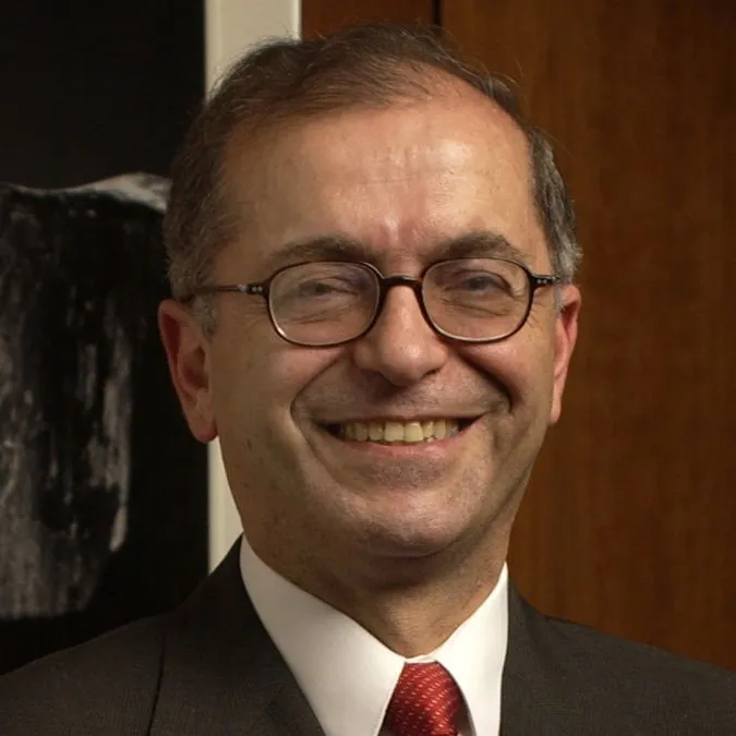 Nghệ sĩ Charles Elachi