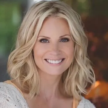 Nghệ sĩ Monica Potter