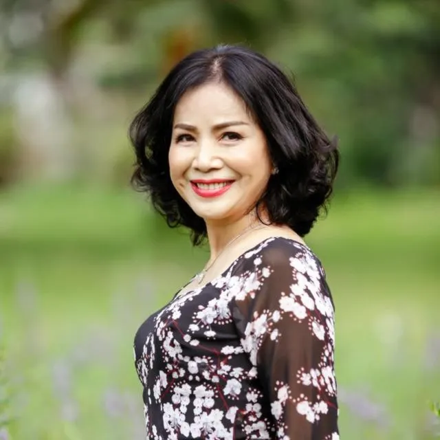 Nghệ sĩ Minh Trang