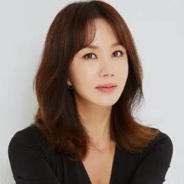 Nghệ sĩ Uhm Jung Hwa