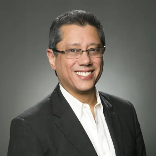 Nghệ sĩ Dean Devlin