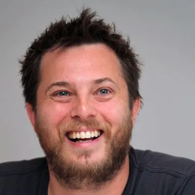 Nghệ sĩ Duncan Jones