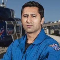 Nghệ sĩ Cliff Curtis