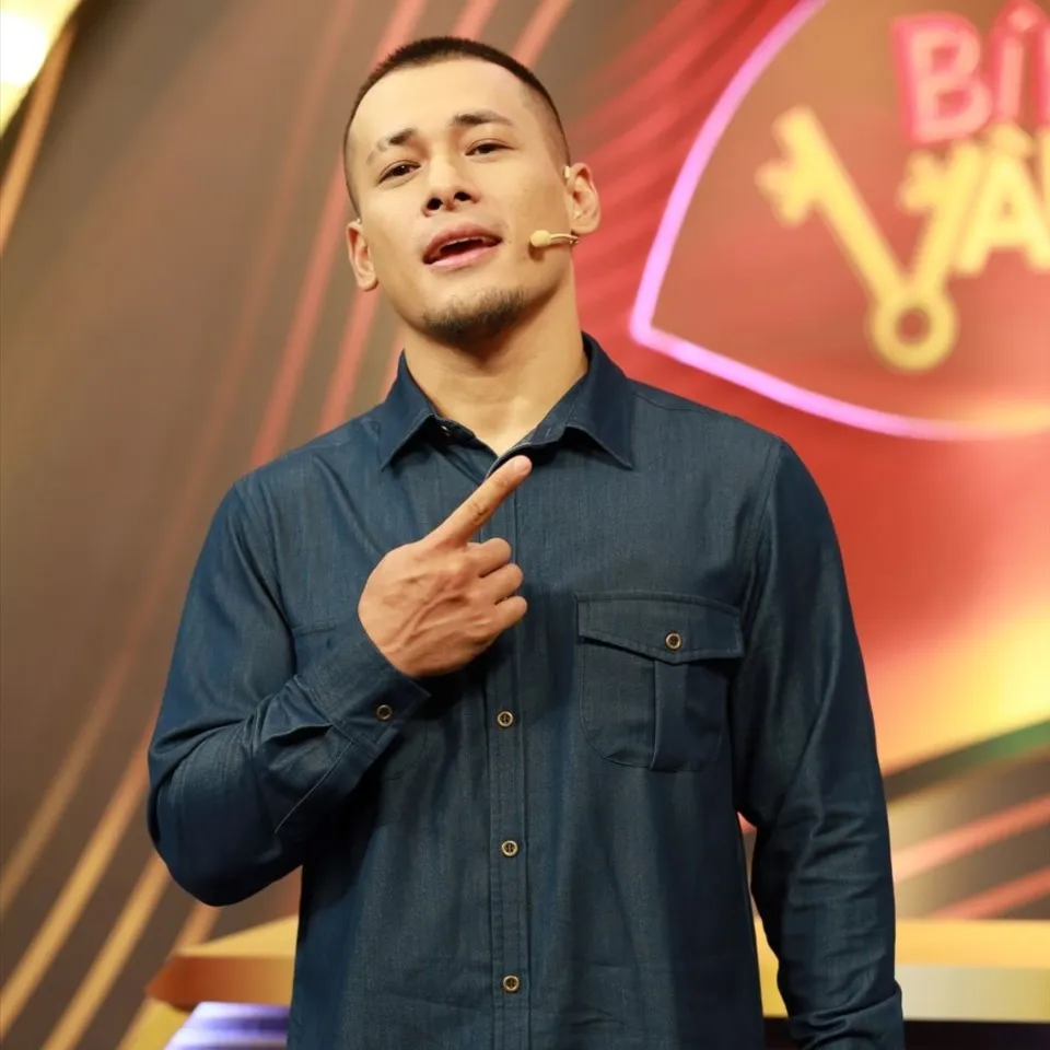 Nghệ sĩ Tùng Min