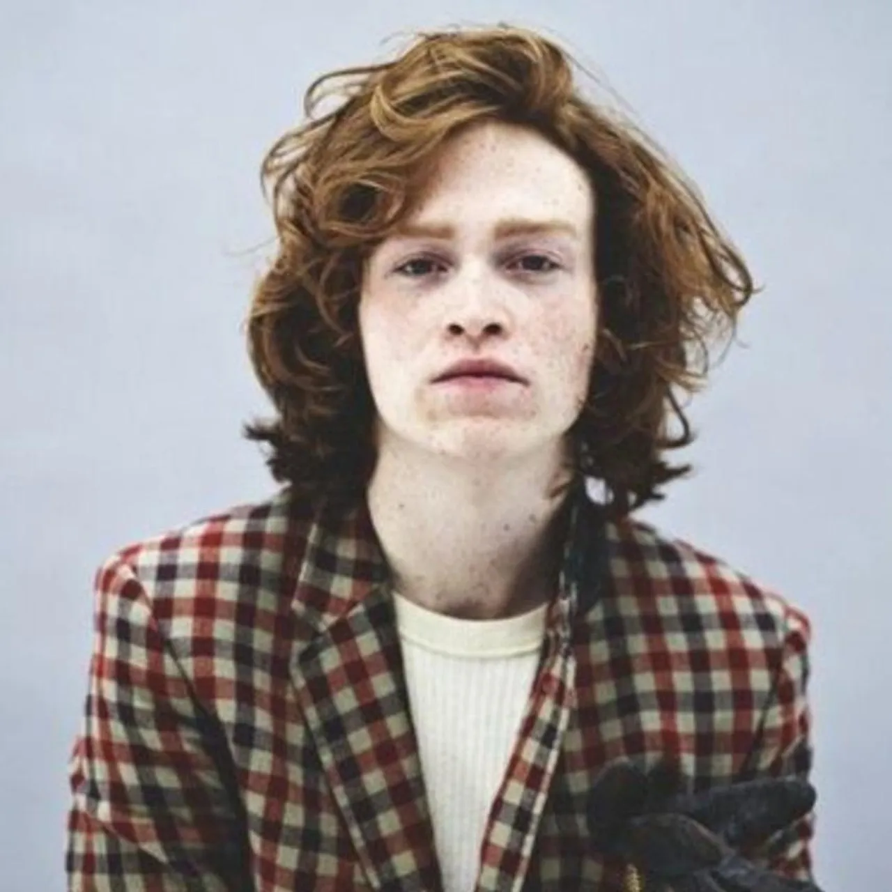 Nghệ sĩ Caleb Landry Jones