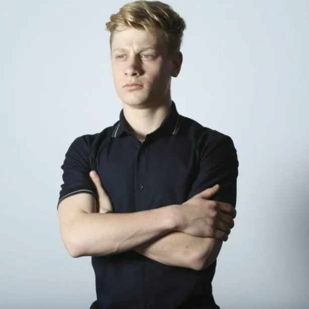 Nghệ sĩ Antoine Olivier Pilon