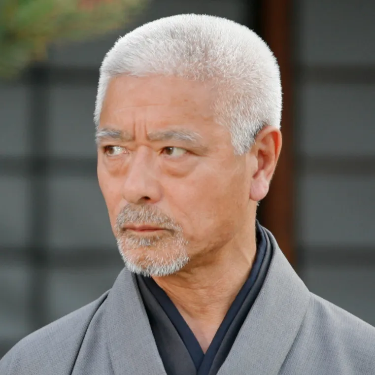 Nghệ sĩ Togo Igawa