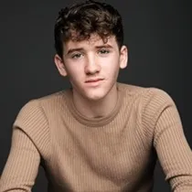 Nghệ sĩ Art Parkinson