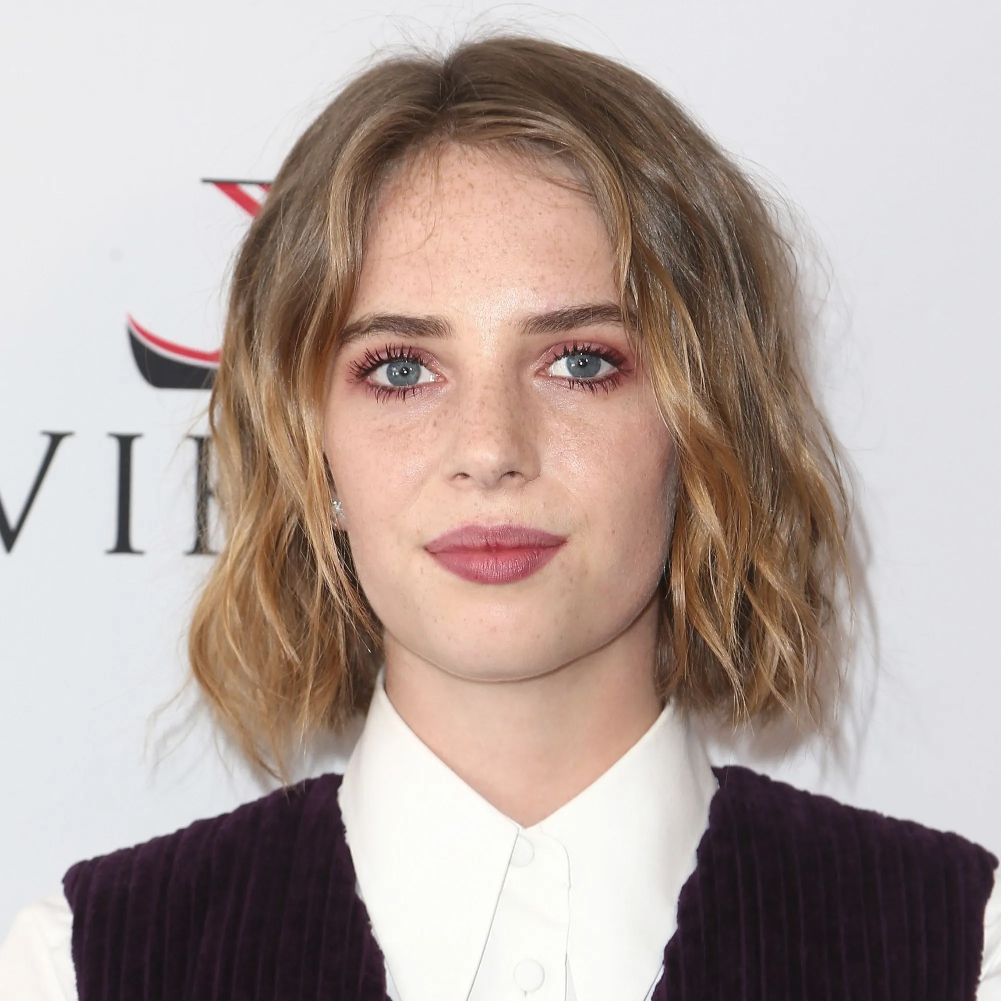 Nghệ sĩ Maya Hawke