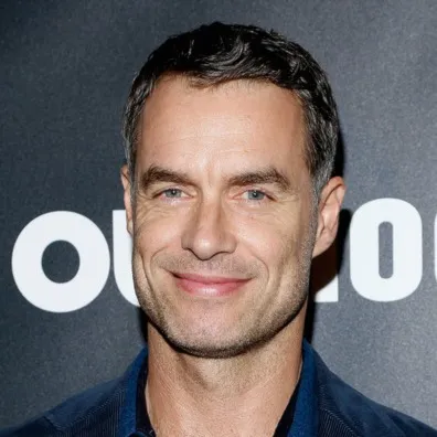 Nghệ sĩ Murray Bartlett