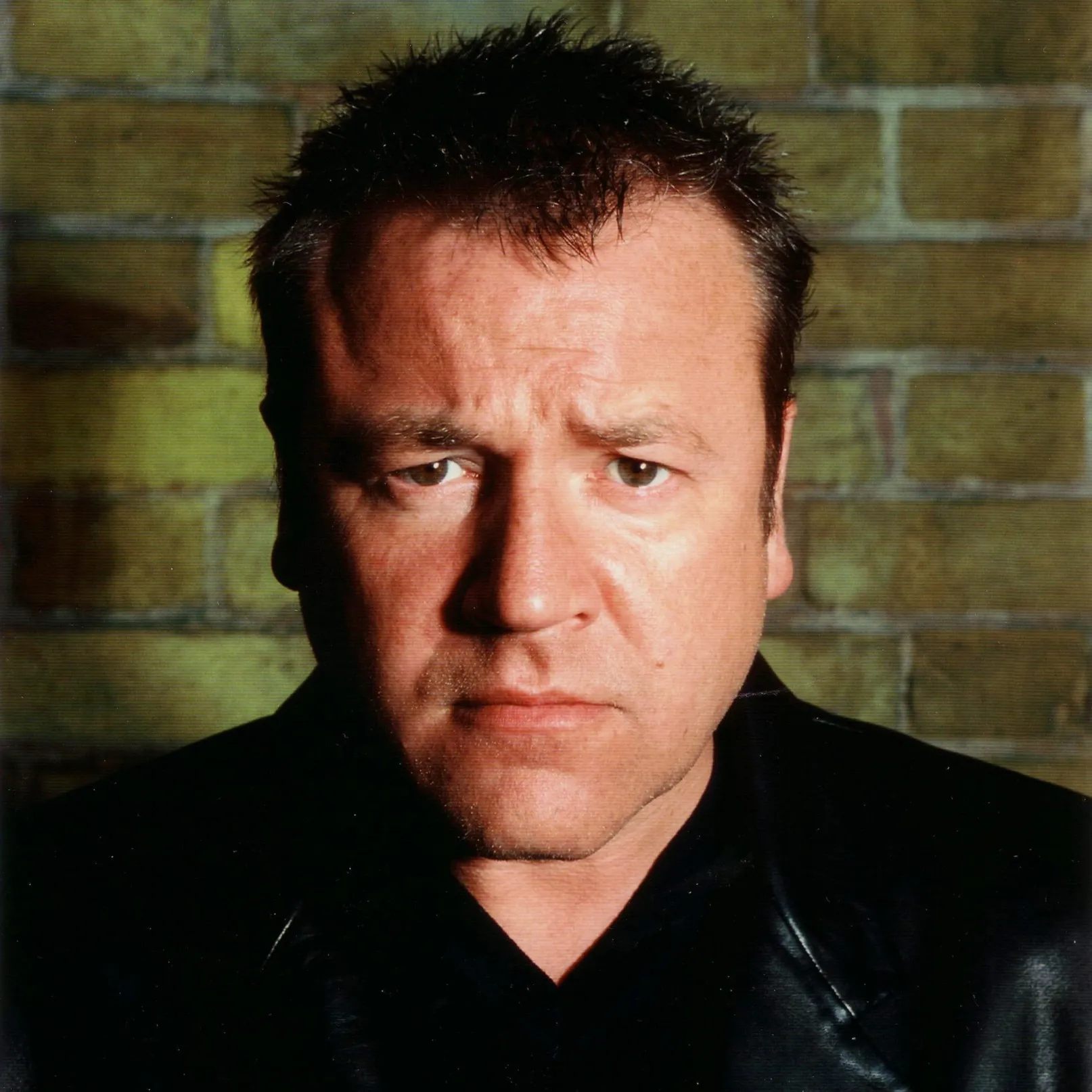 Nghệ sĩ Ray Winstone