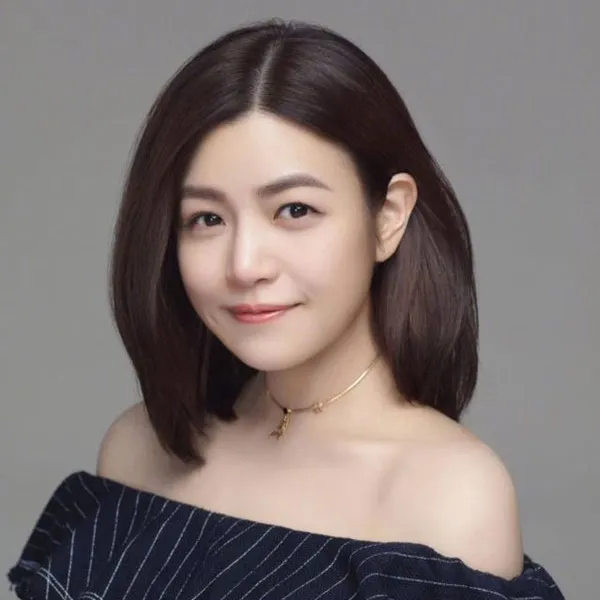 Nghệ sĩ Trần Nghiên Hy