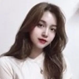 Nghệ sĩ Yoo Hee Woon