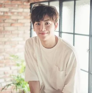 Nghệ sĩ Kim Hyung Suk