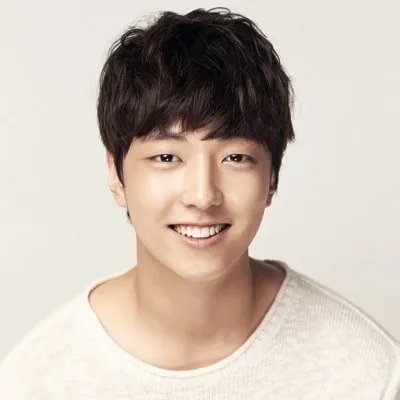 Nghệ sĩ Lee Yoo Jin