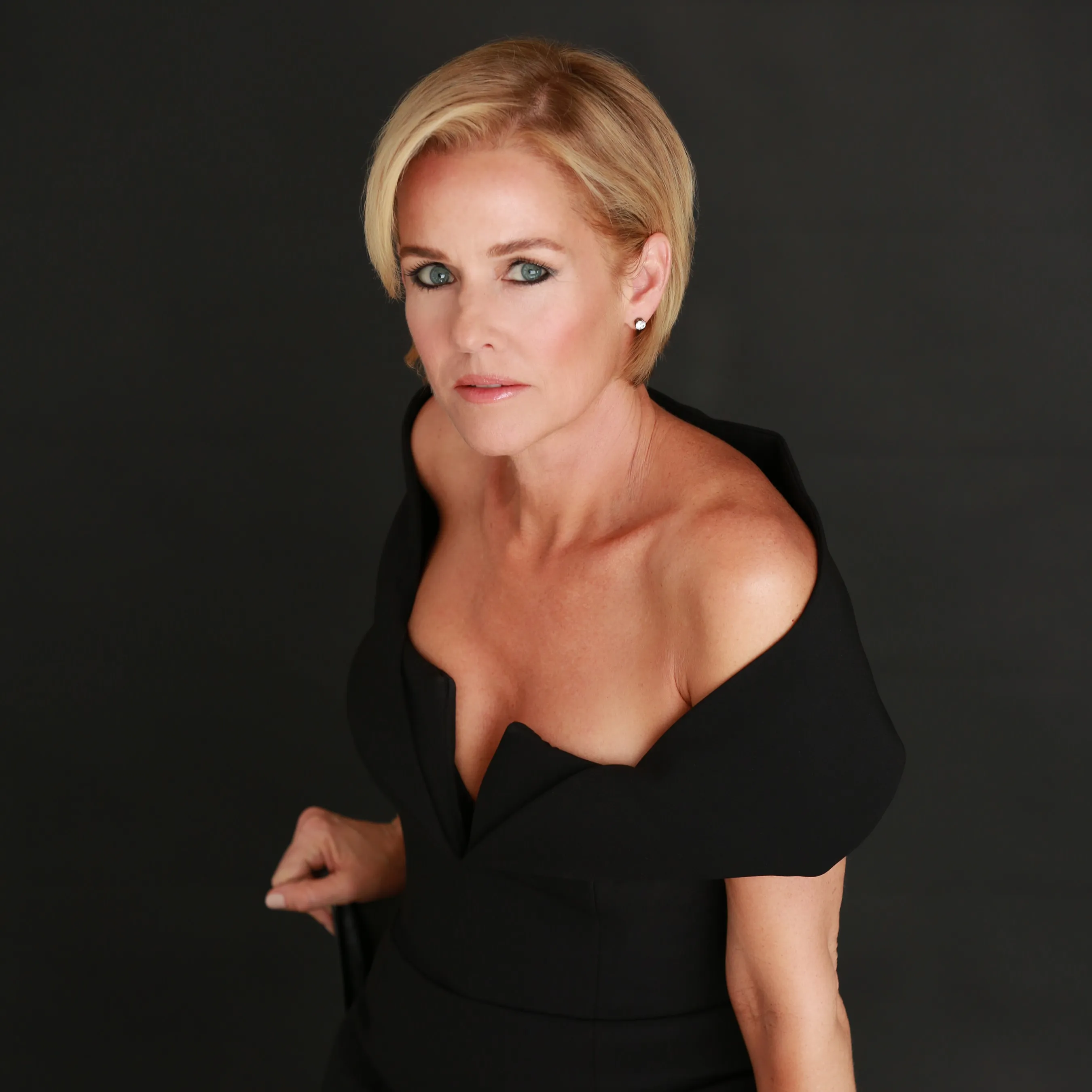 Nghệ sĩ Penelope Ann Miller