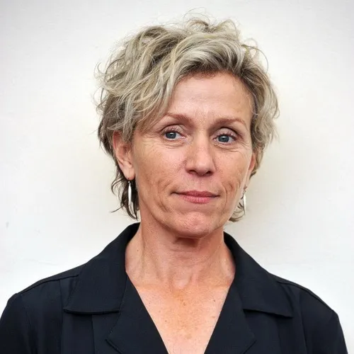 Nghệ sĩ Frances McDormand