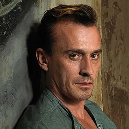 Nghệ sĩ Robert Knepper