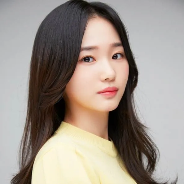 Nghệ sĩ Oh Yu Jin