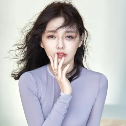 Nghệ sĩ Từ Hy Viên