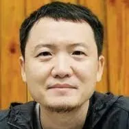 Nghệ sĩ Trần Huyễn Tường
