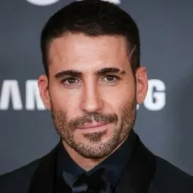 Nghệ sĩ Miguel Ángel Silvestre