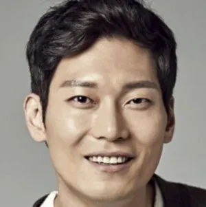 Nghệ sĩ Park Hoon