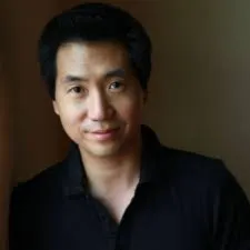 Nghệ sĩ Greg Chun
