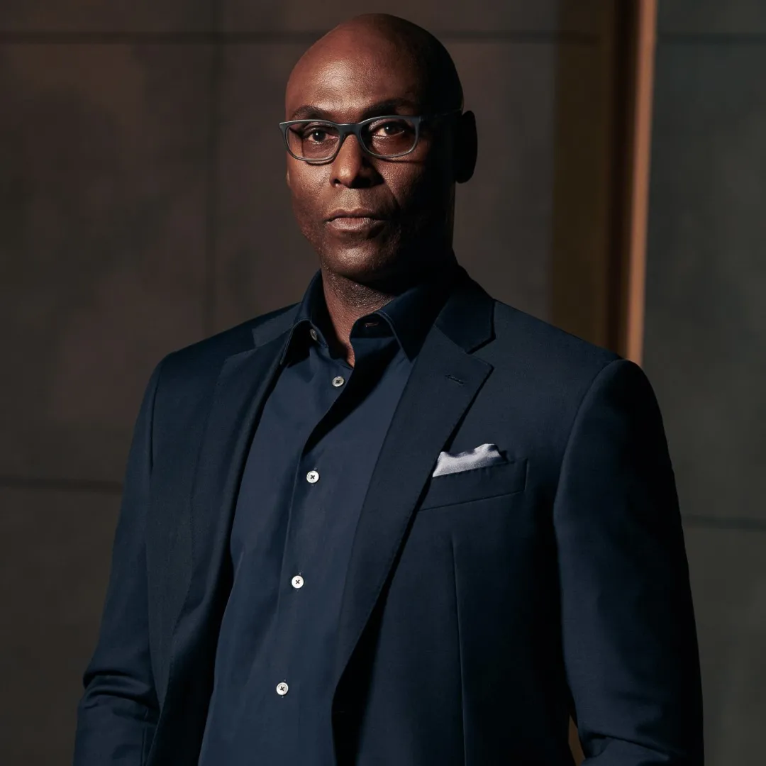 Nghệ sĩ Lance Reddick