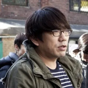 Nghệ sĩ Lee Yong Joo