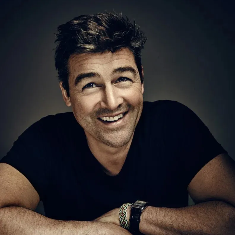 Nghệ sĩ Kyle Chandler