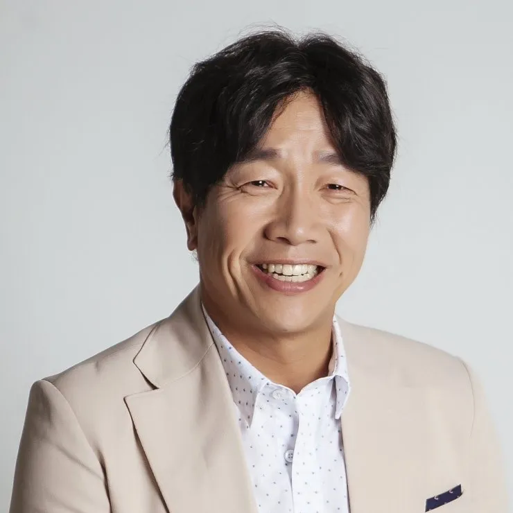 Nghệ sĩ Park Chul Min