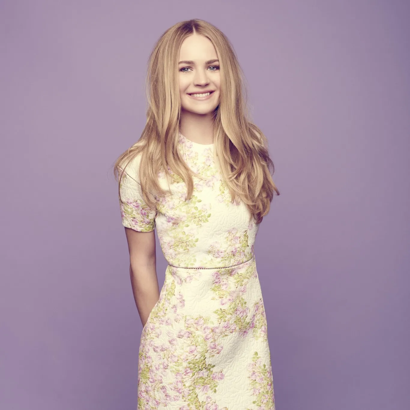 Nghệ sĩ Britt Robertson