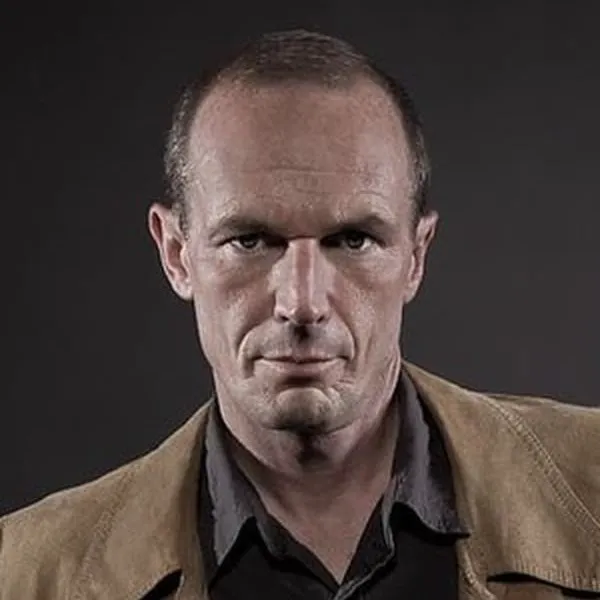 Nghệ sĩ Toby Huss